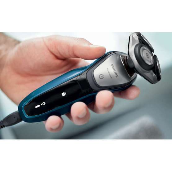 Afeitadora Philips Aquatouch S5420/06