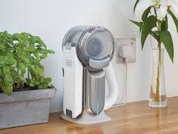 Aspirador de mano Black&decker PV1820L