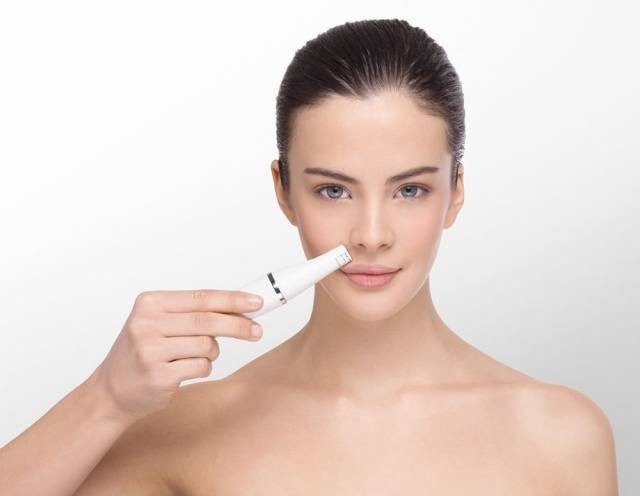 Depiladora facial Braun 810